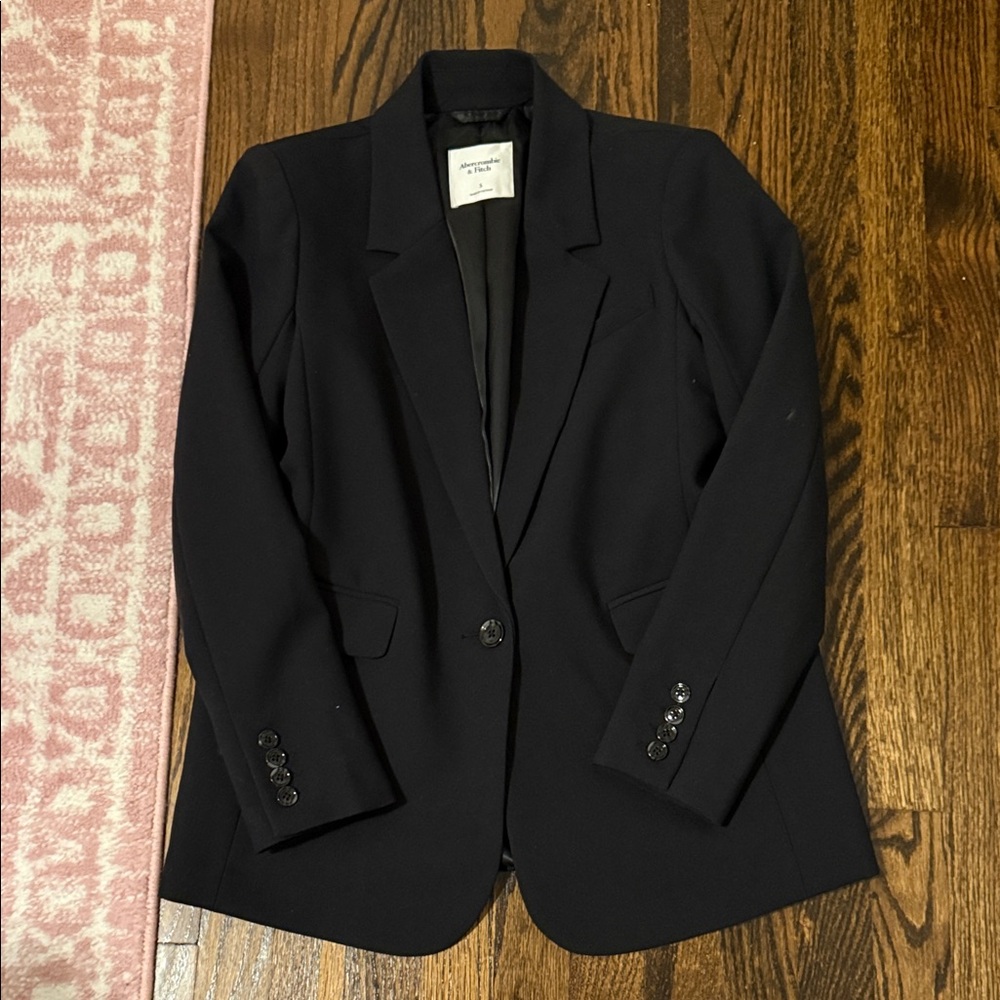 Abercrombie & Fitch Black Blazer